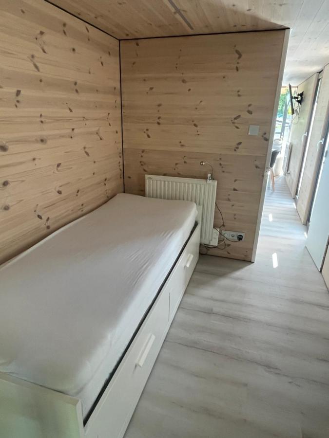 فندق Hausboot Jeknic ساربروكن المظهر الخارجي الصورة